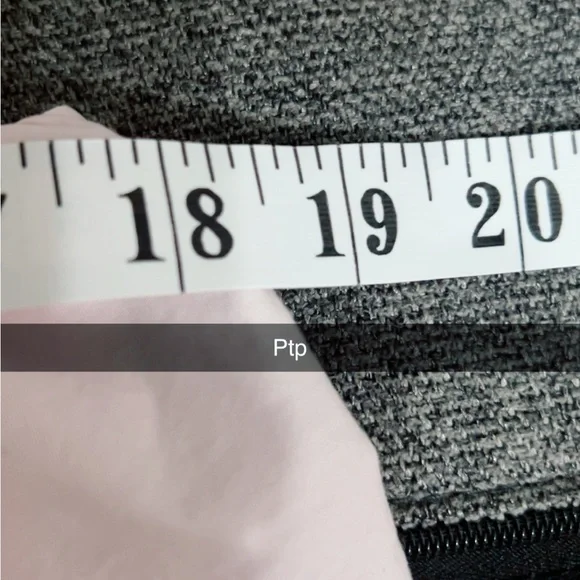 Zara Pink Poplin Ruffled Top - Picture 9 of 9